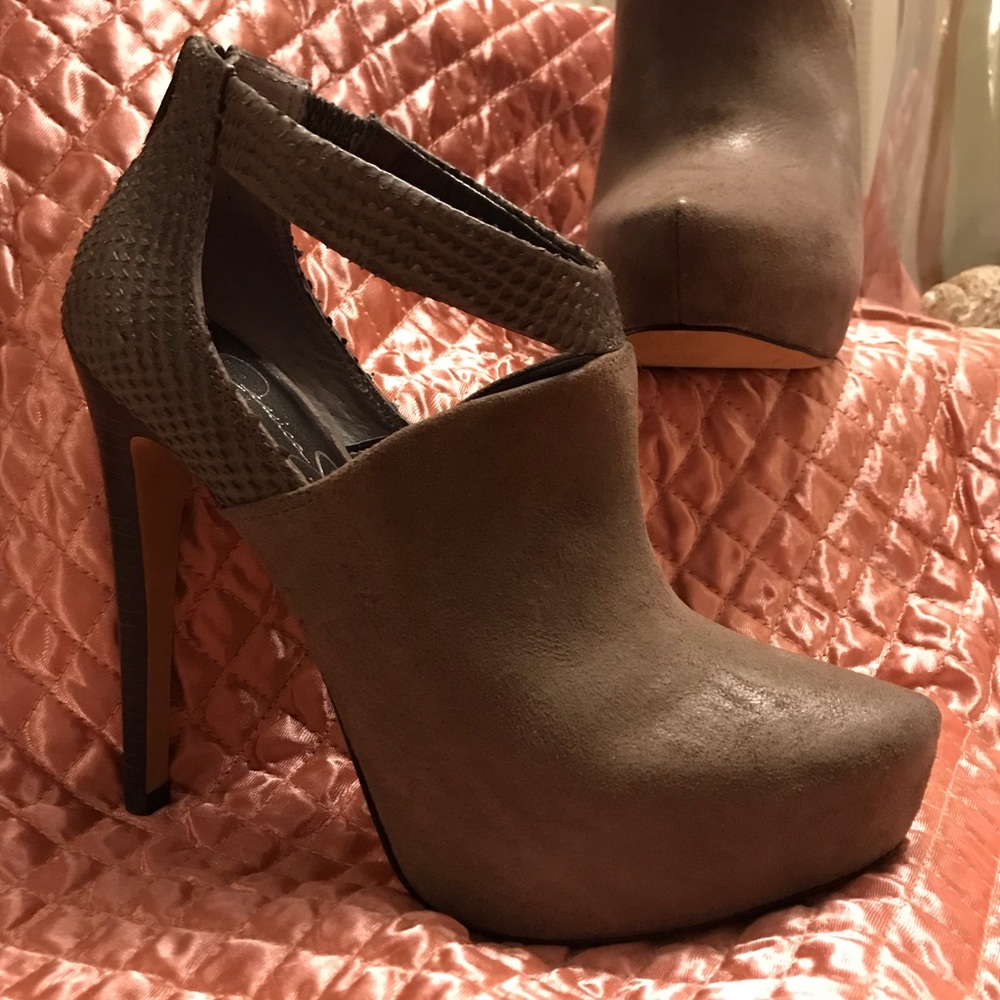 Jessica Simpson Platform Booties - Picture 3 of 8